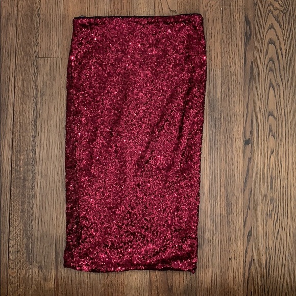 Topshop Dresses & Skirts - Burgundy sequin pencil skirt